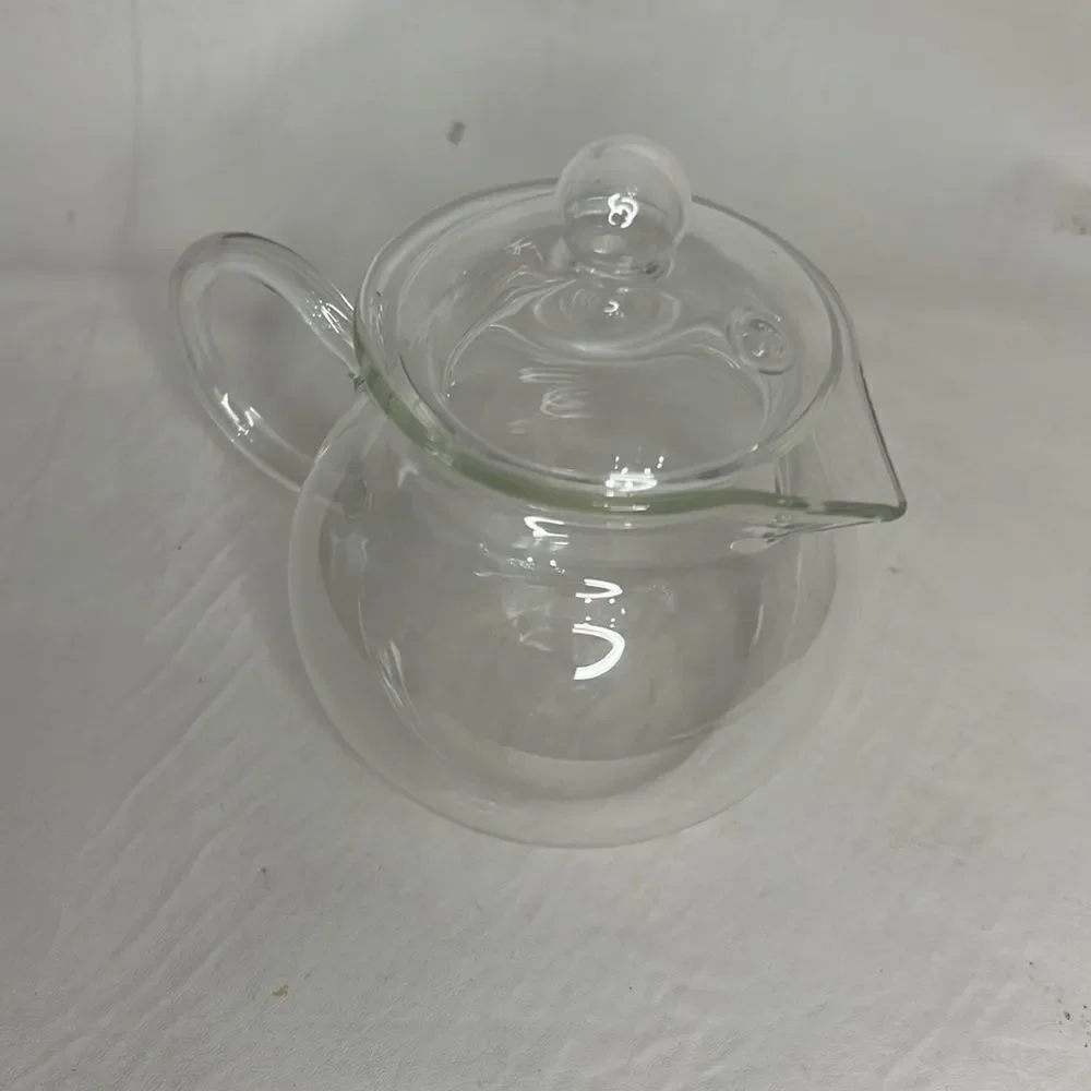 Tea Pot Clear Glass 16 Ounces Strainer Spout Lid Handle 5 Inches Tall X 6 Inches
